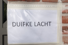Duifke_lacht_001